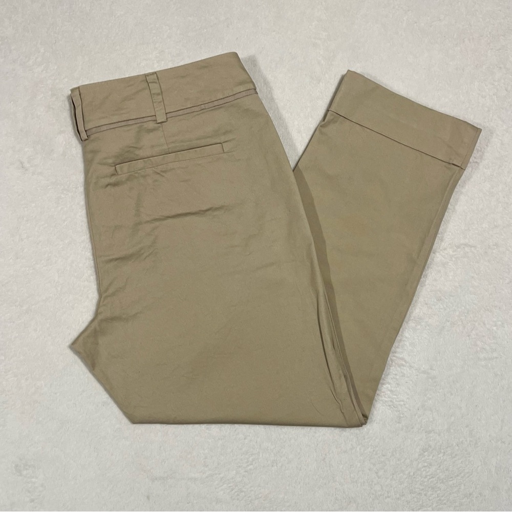 NY&CO 7th Avenue Khaki  Capris